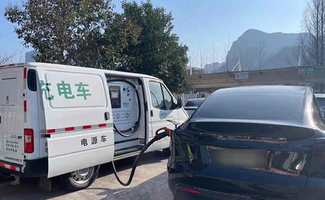温江区汽车搭电