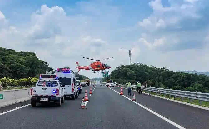 温江区高速公路汽车救援案例
